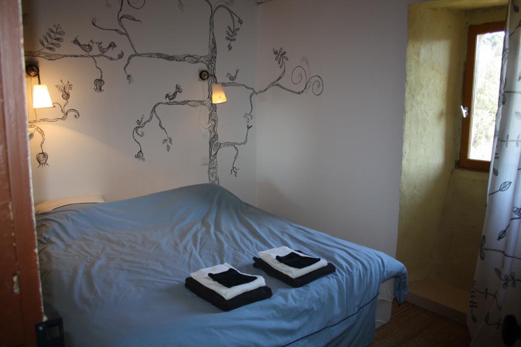 Mas La Donzelenche Hotel Vialas Habitación foto